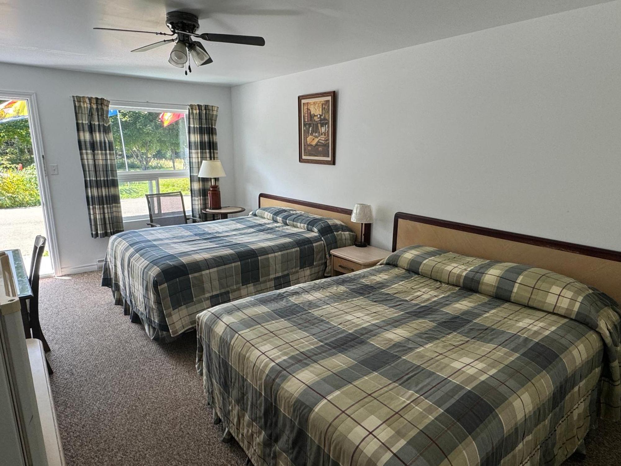 The Fundy Rocks Resort Hopewell Cape Exteriör bild