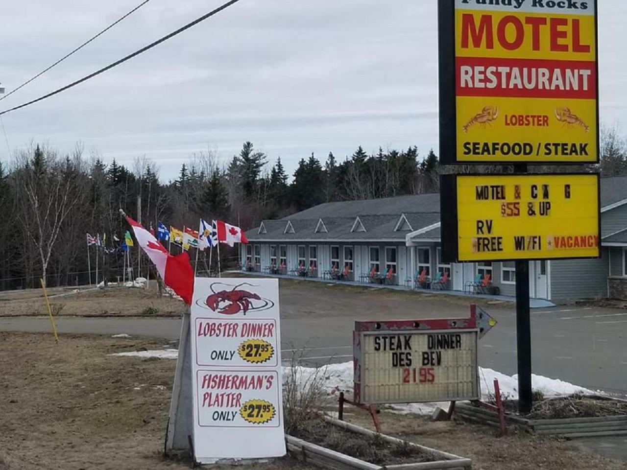 Fundy Rocks Motel Hopewell Cape Exteriör bild